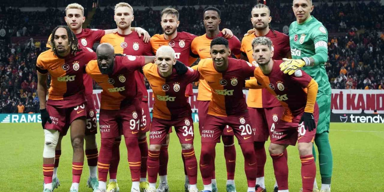 Galatasaray’da 4 Değişiklik