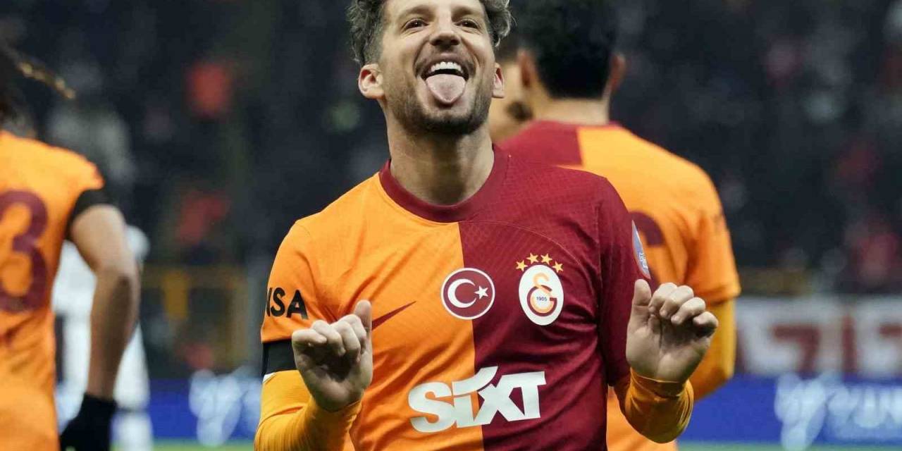 Dries Mertens 5. Golünü Attı