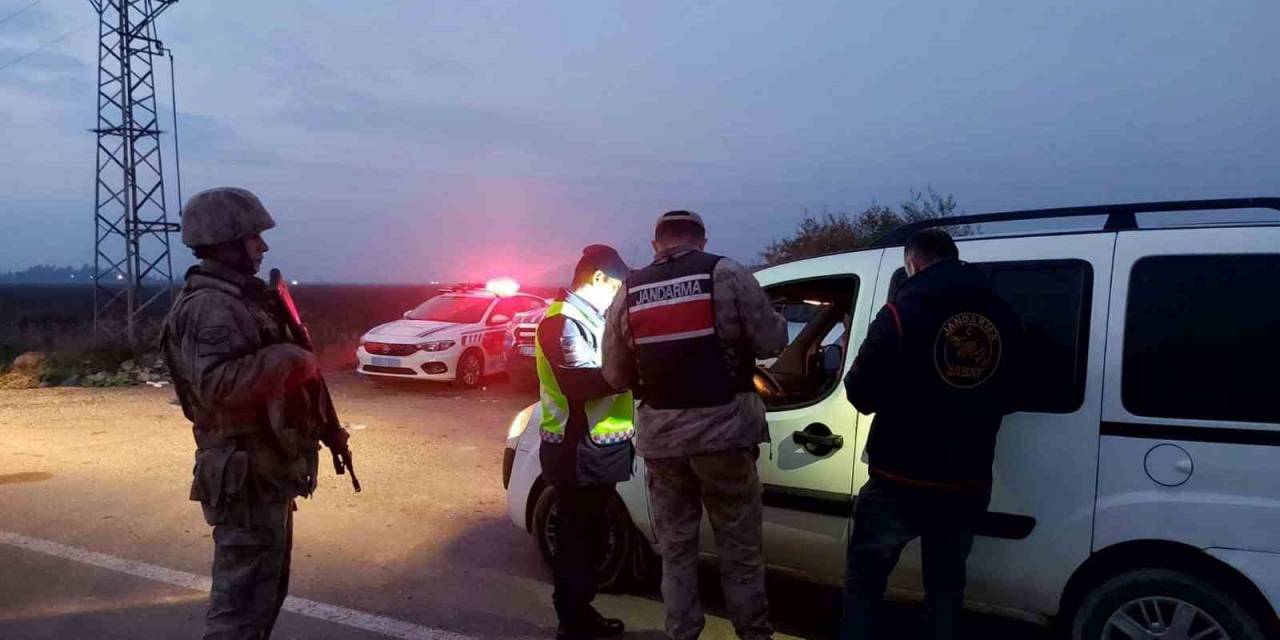 Hatay’da Jandarma Ekipleri 108 Aranan Şahsı Yakaladı