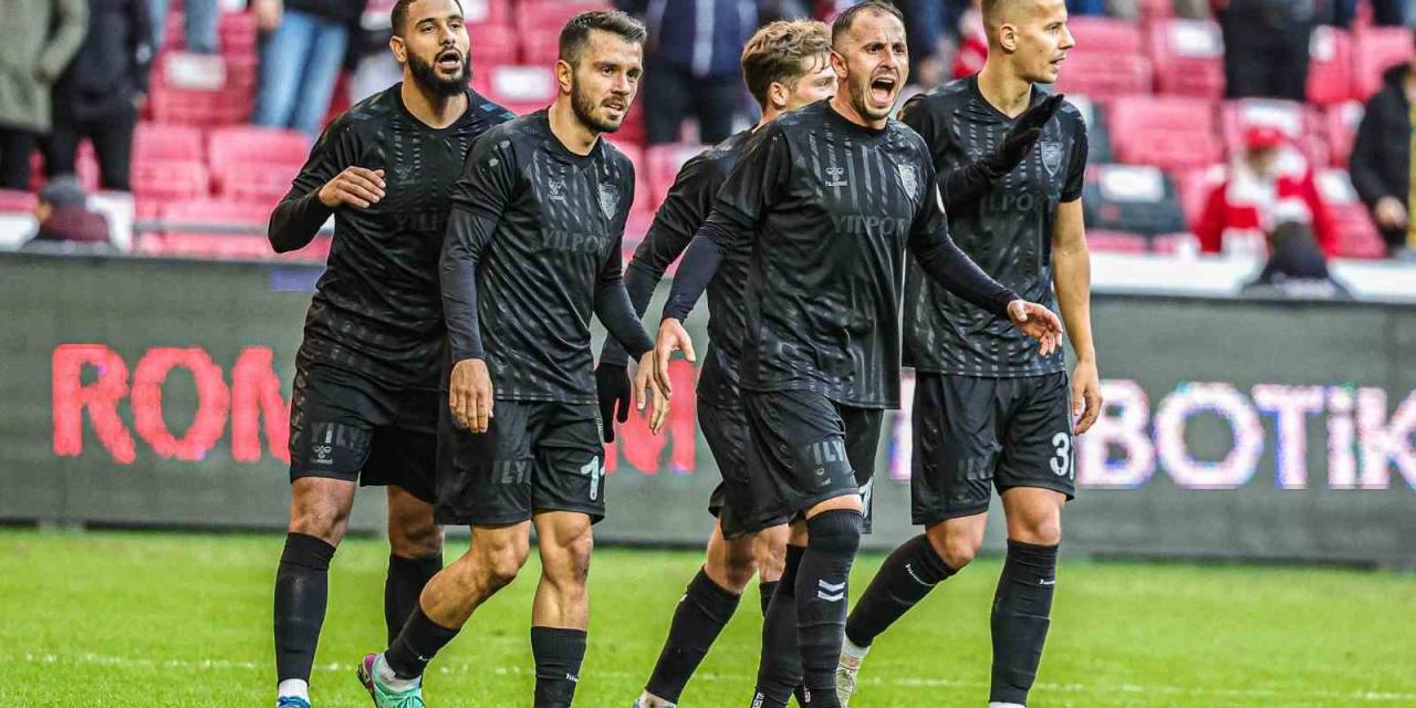 Samsunspor, Alanya’ya 17 Oyuncusunu Götürmedi