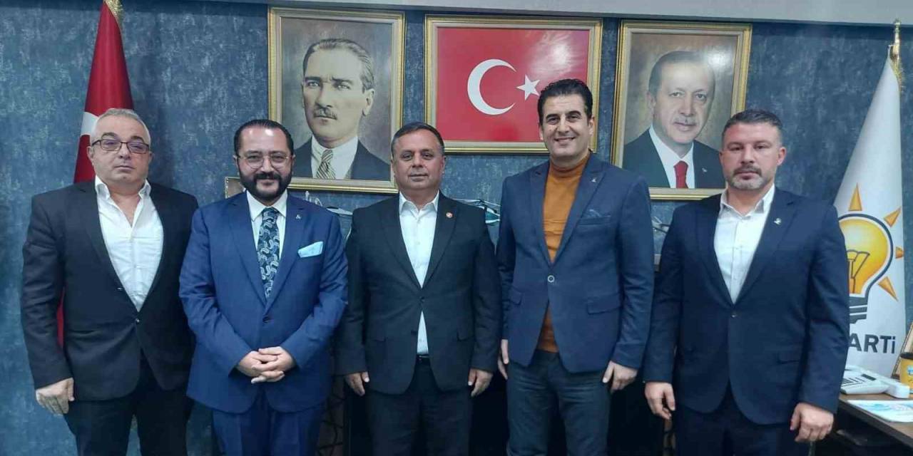 Siyasette Çal Modeline Övgü