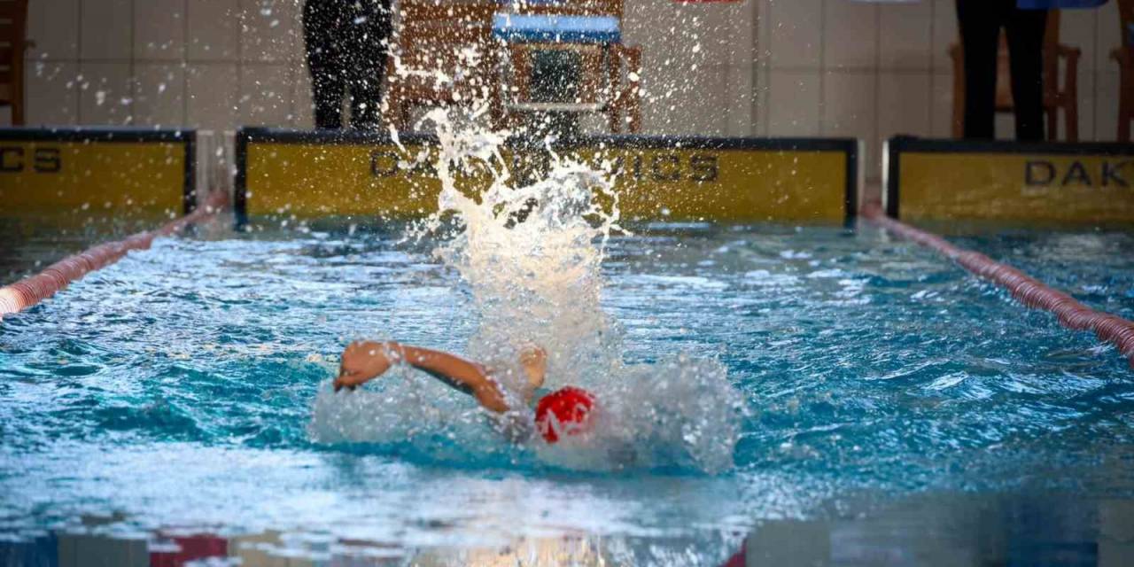 Yüzme Dalında İl Seçmesi Gerçekleştirildi