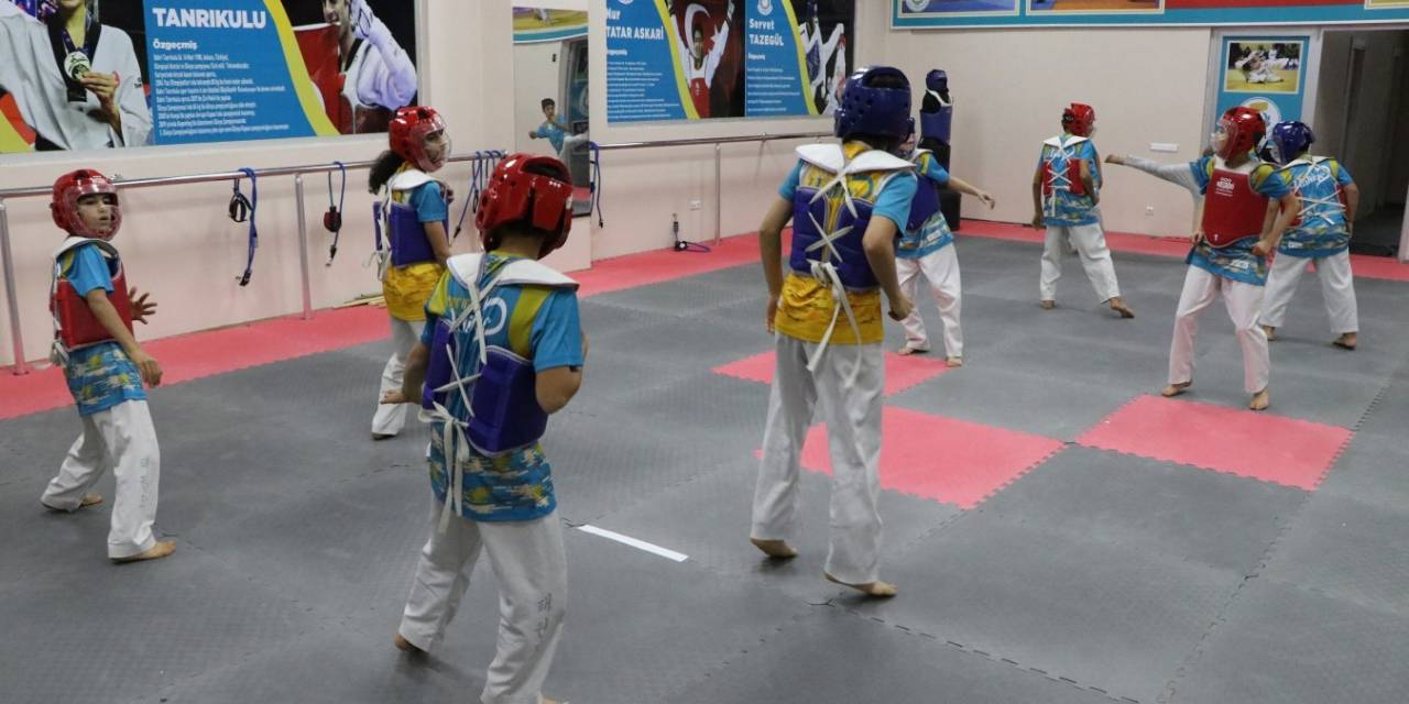 Gençler Spor Alışkanlığı Kazanıyor