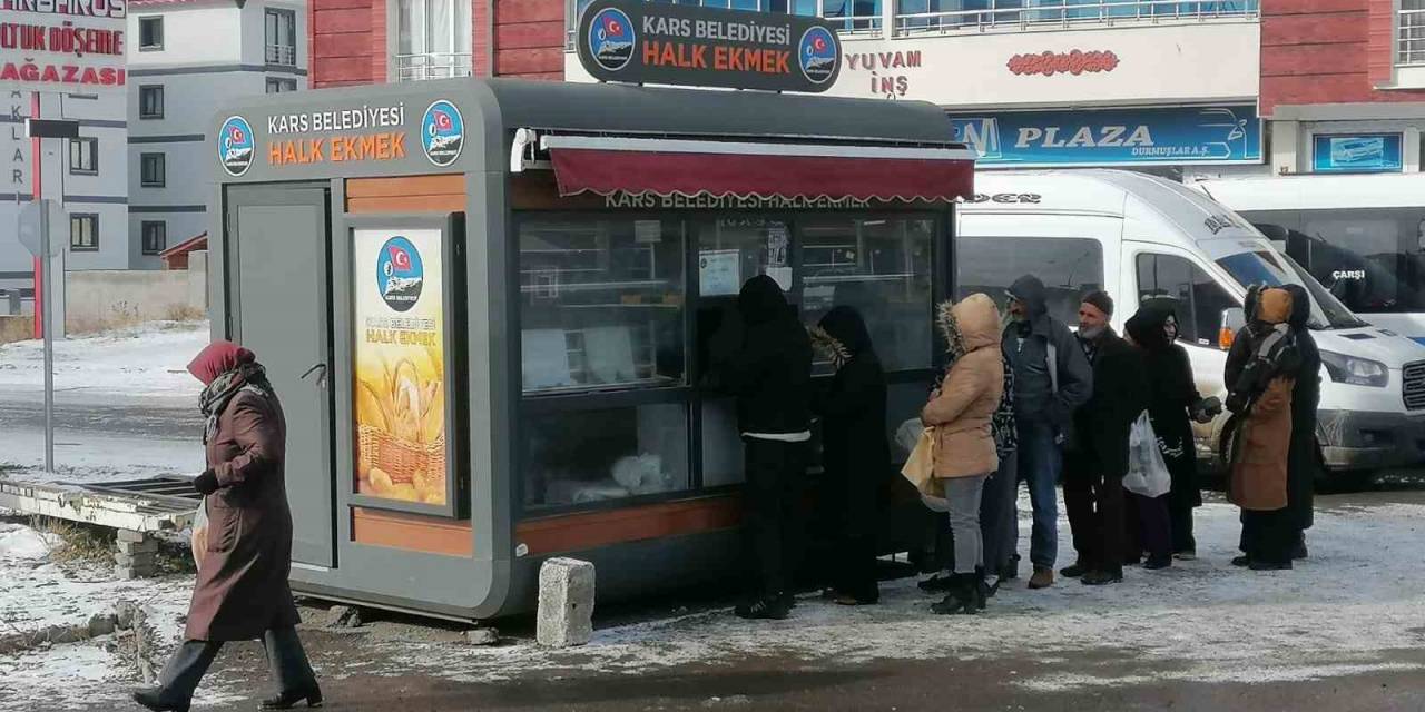 Kars’ta Vatandaşlar “Halk Ekmeğe” Yöneldi