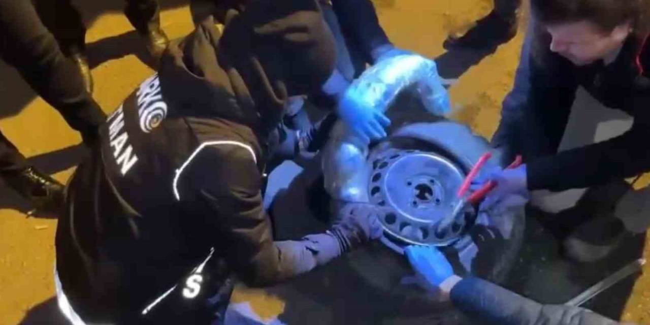 Batman’da Buzdolabı Ve Stepneye Zulalanmış 124 Kilo Uyuşturucu Ele Geçirildi