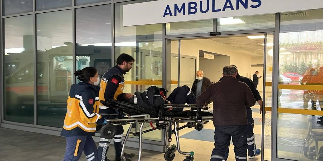 Elini Makineye Sıkıştıran 19 Yaşındaki İşçi Yaralandı