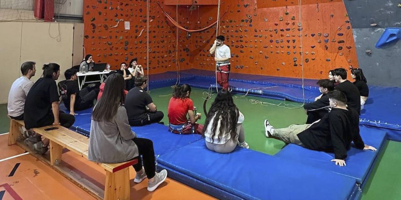 Otizmli Çocukları Tırmanış Sporu İle Tanıştırdılar