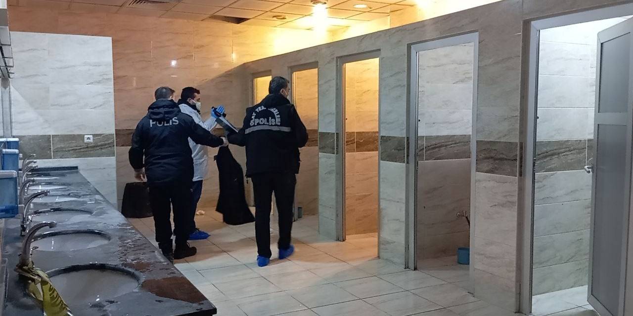 Yaşlı Adam Cami Tuvaletinde Ölü Bulundu