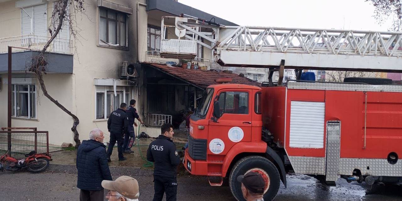 Müstakil Evde Çıkan Yangın Korkuttu: 1 Kişi Dumandan Etkilendi