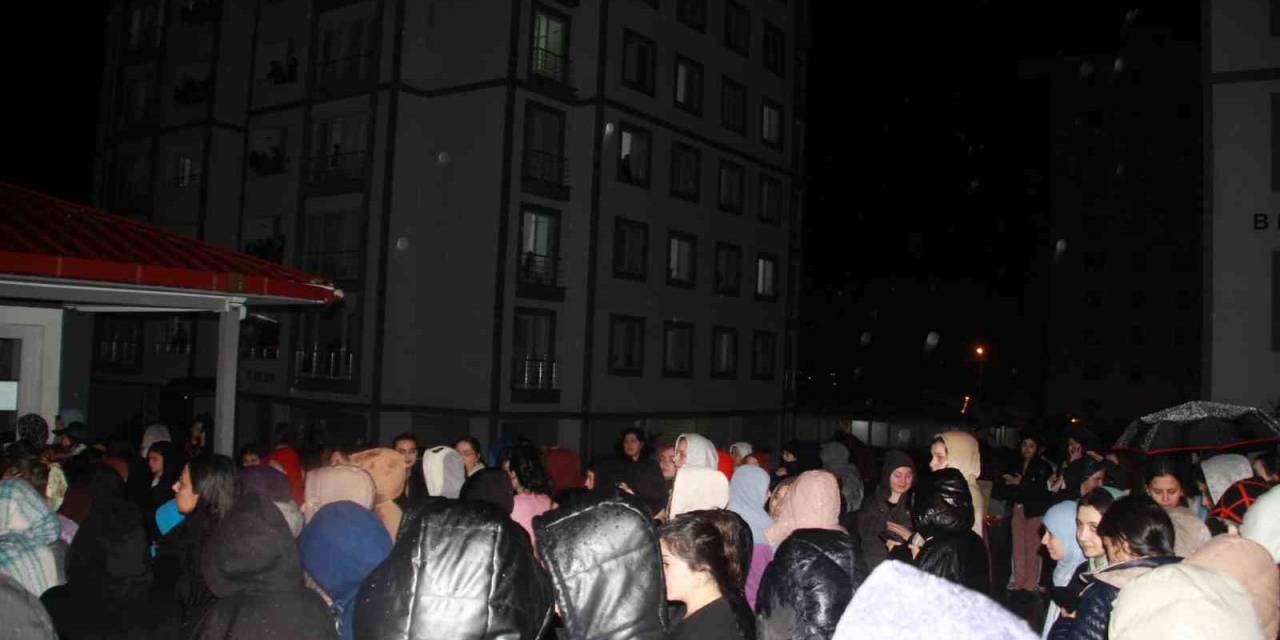 Ordu’da Kız Öğrenci Yurdunda Asansör Arıza Yaptı, Öğrenciler ’düştüğünü’ Sanıp Panik Yaşadı