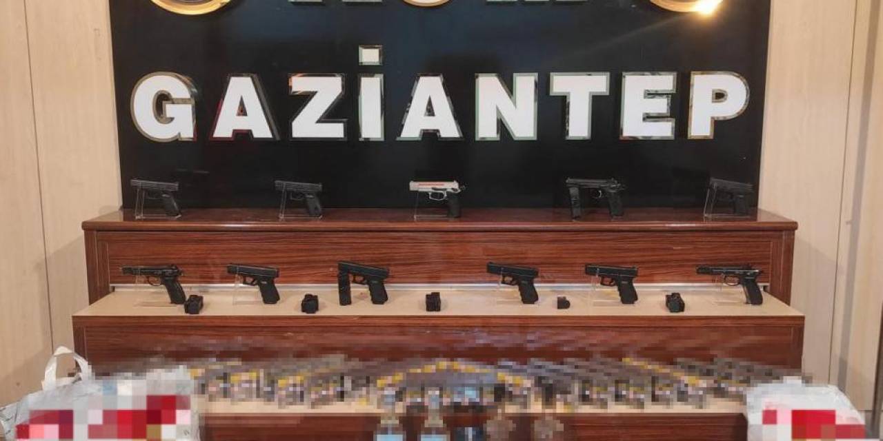 Gaziantep’te 11 Adet Kaçak Tabanca Ele Geçirildi: 2 Şahıs Tutuklandı