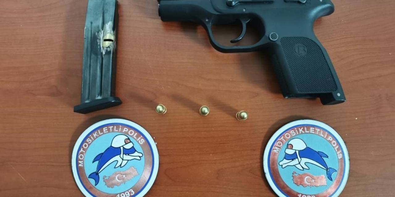 Elazığ’da Polis Suçlulara Göz Açtırmıyor: 14 Tutuklama