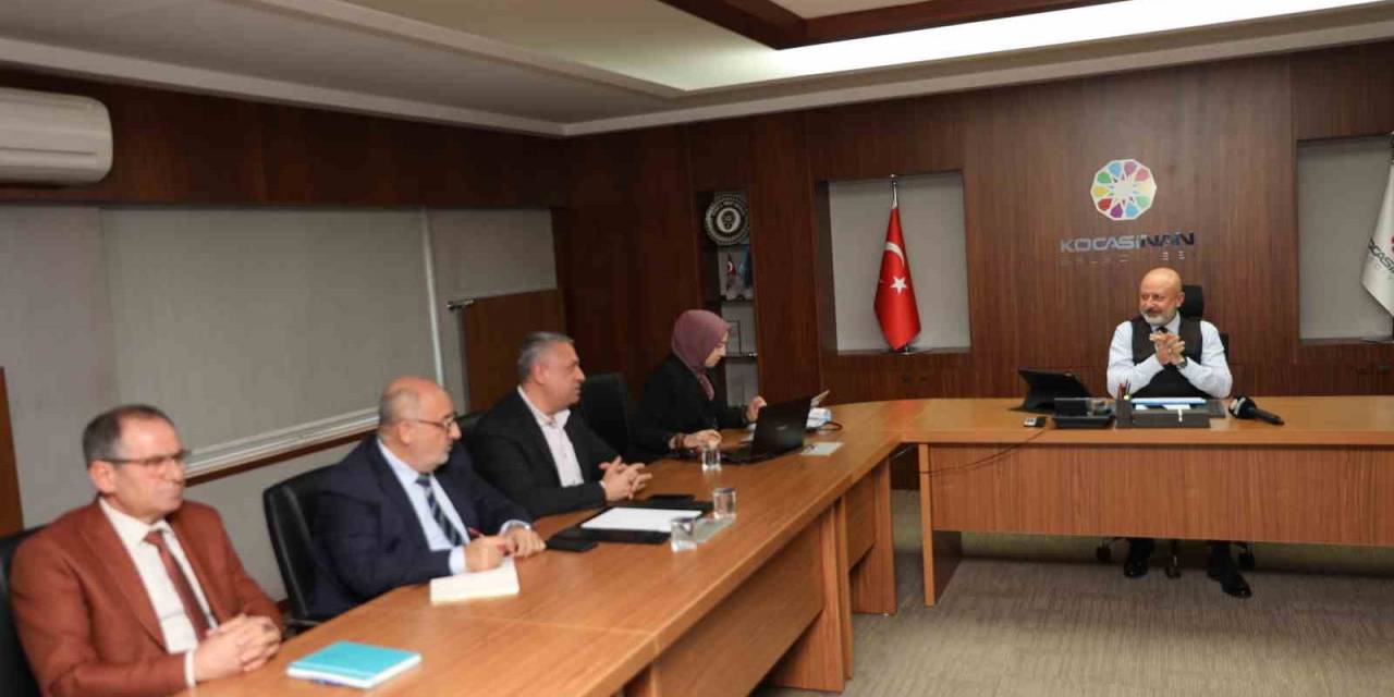 Başkan Çolakbayrakdar: “Farklı Hizmetlerle Diğer Belediyelere Örnek Oluyoruz”