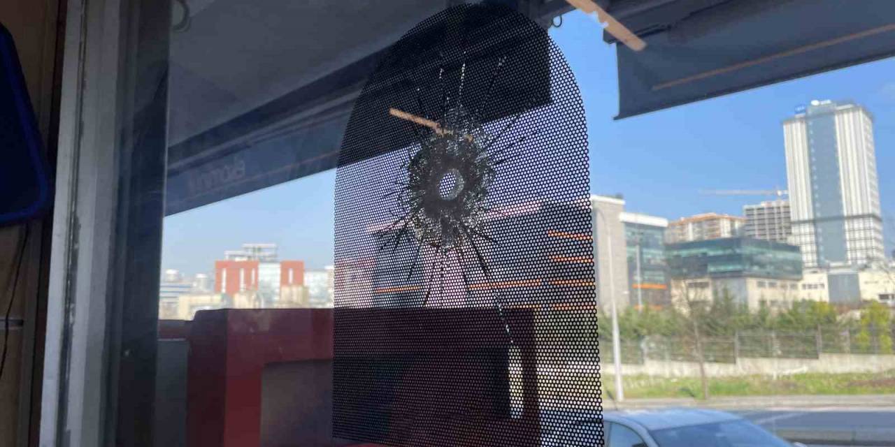 Bağcılar’da Tekel Bayisine Silahlı Saldırı Kamerada