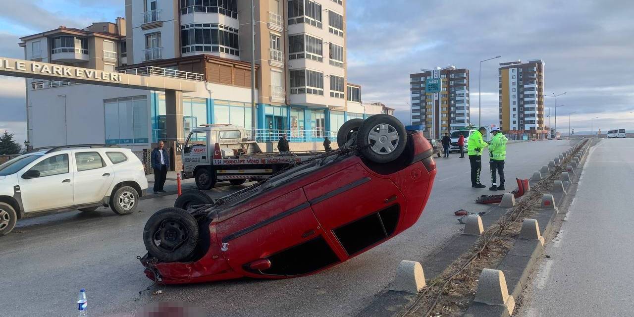 Karaman’da Sürücünün Ölümden Döndüğü Kaza Kameraya Yansıdı