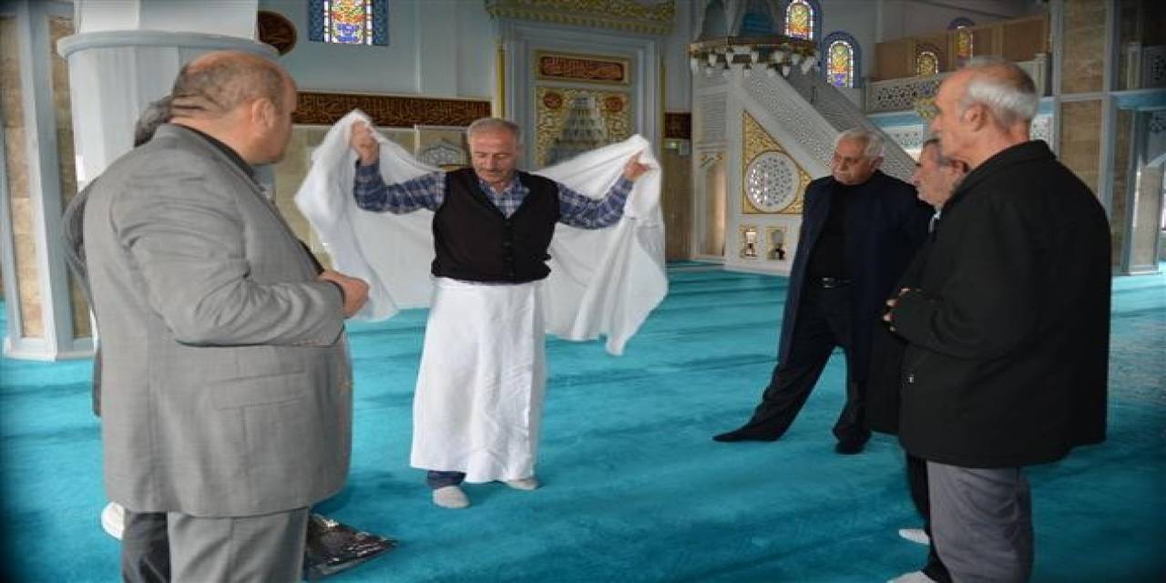 Umre Yolcuları İçin Seminer Düzenlendi