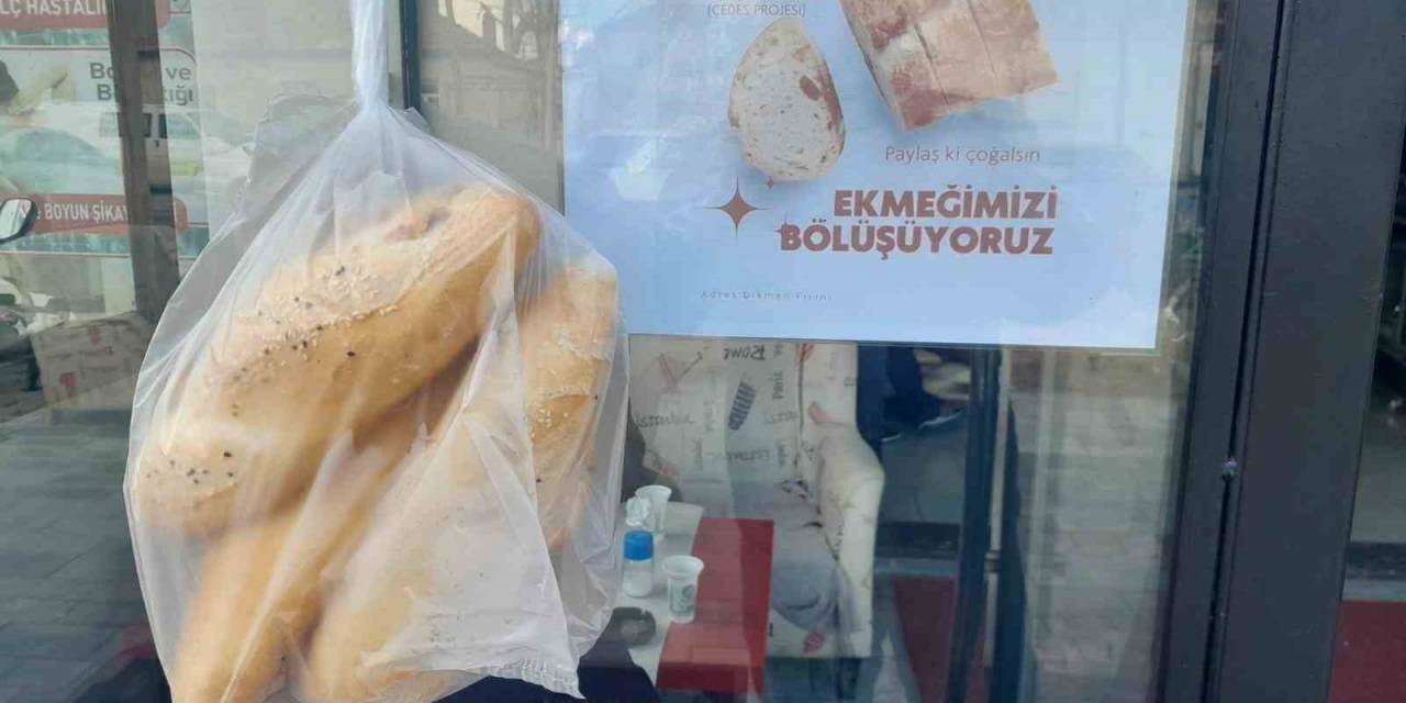 Karapınar’da İlkokul Öğrencilerinin Askıda Ekmek Kampanyası Destek Görüyor