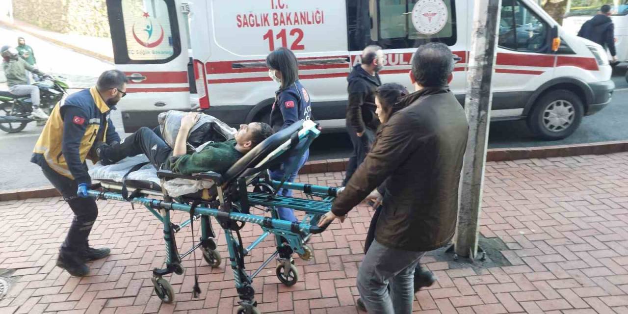 Yolda Yürürken Fenalaşan Adamın İmdadına Ekipler Yetişti