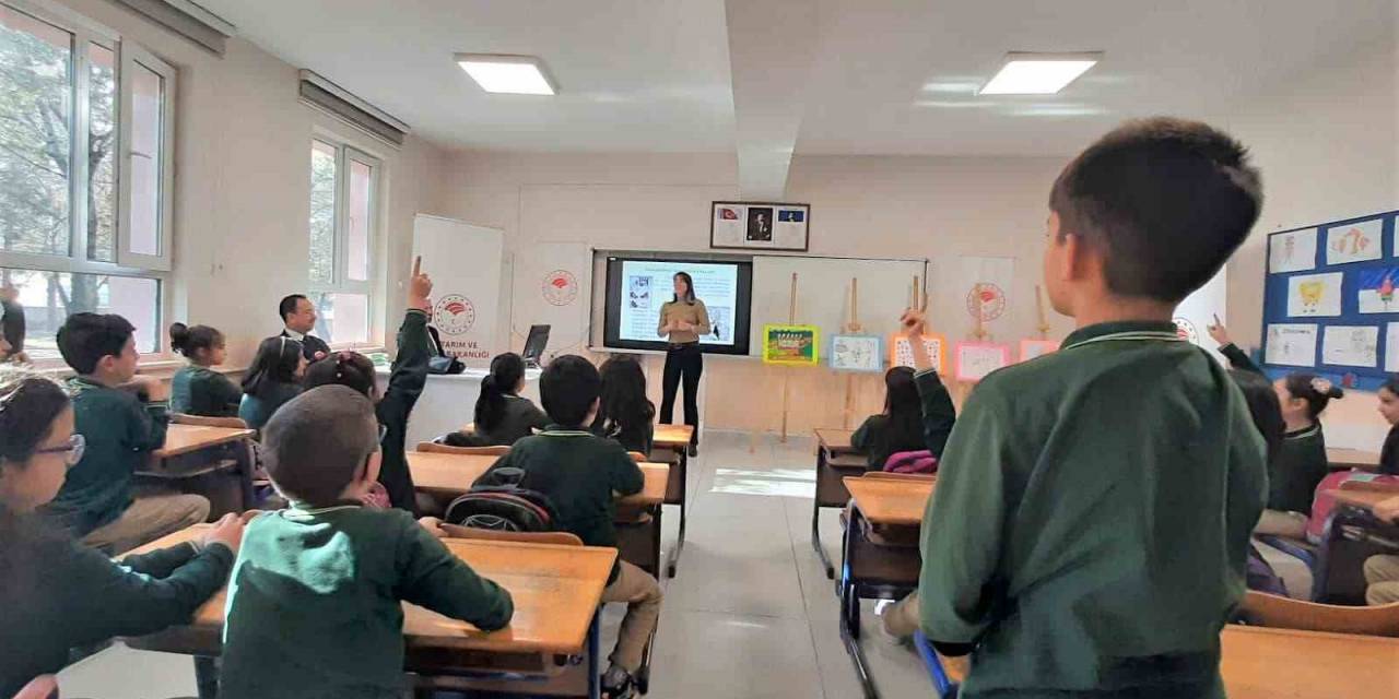 Dereceye Giren Öğrenciler Ödülünü Aldı