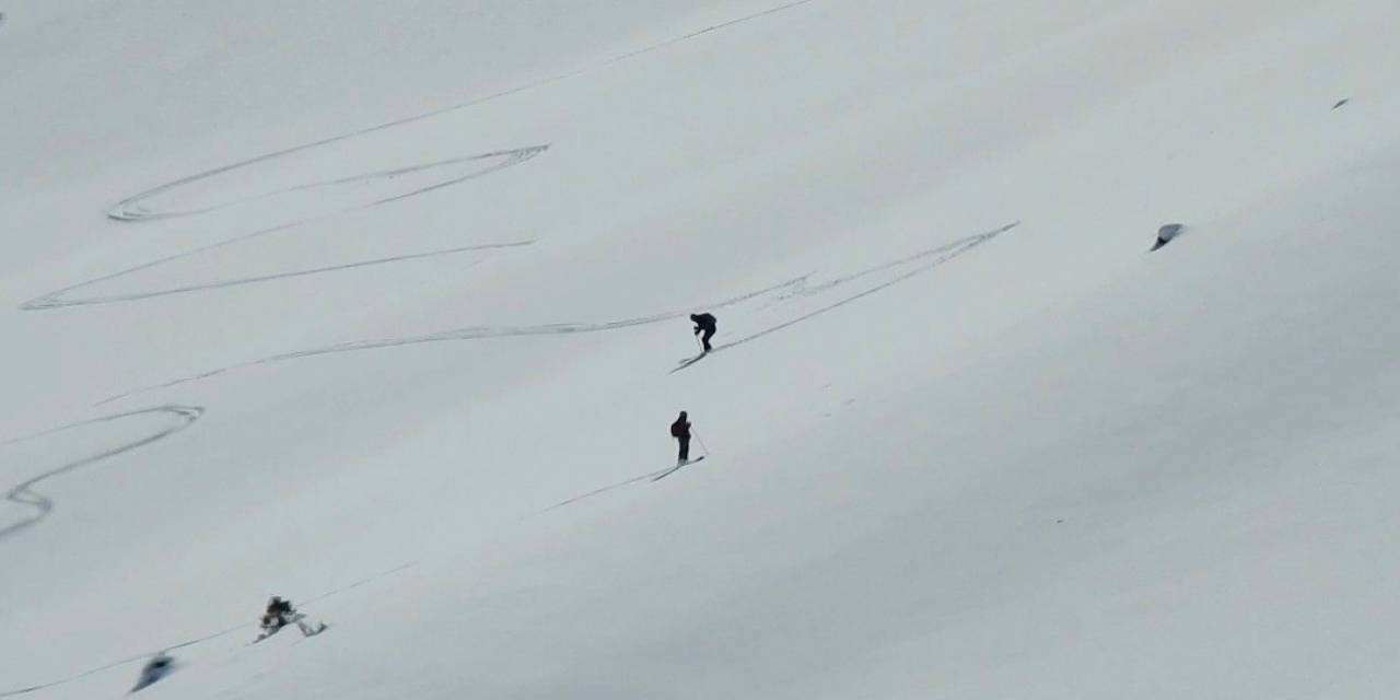 Munzur Dağlarında Dağ Kayağı Keyfi