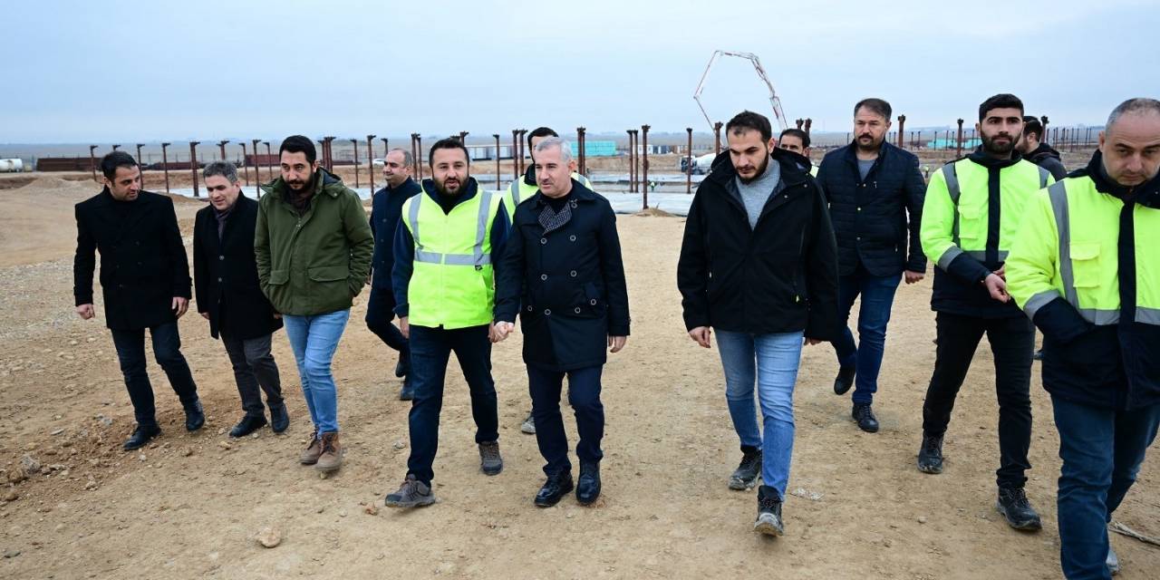 Çınar, Sanayi Sitesindeki Çalışmaları İnceledi