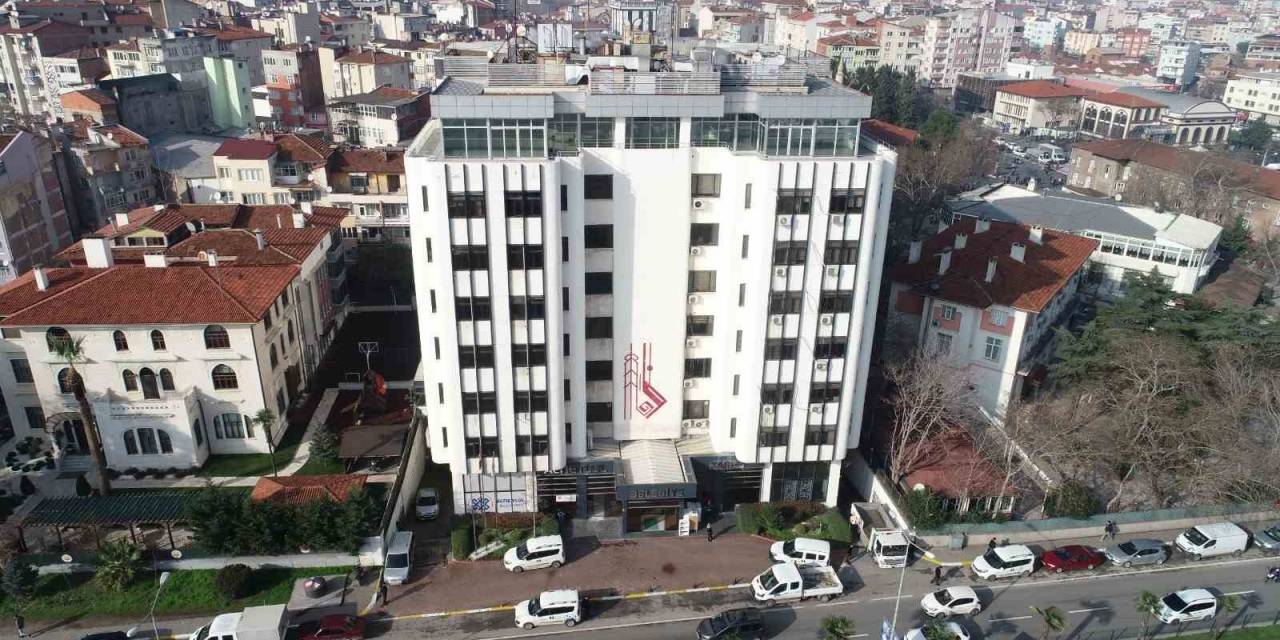 Karesi Ve Altıeylül Belediye Binaları Yıkılıyor