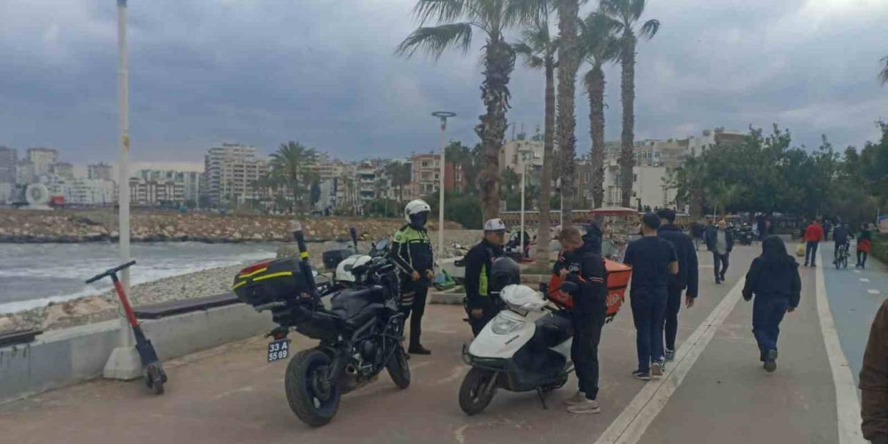 Mersin’de Kural İhlali Yapan Bin 421 Sürücüye Ceza Uygulandı