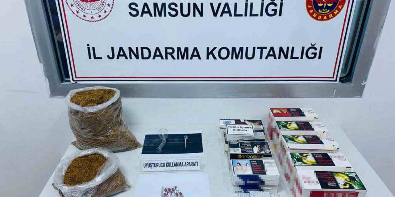 Jandarma Kaçak Tütün Mamulü Ele Geçirdi