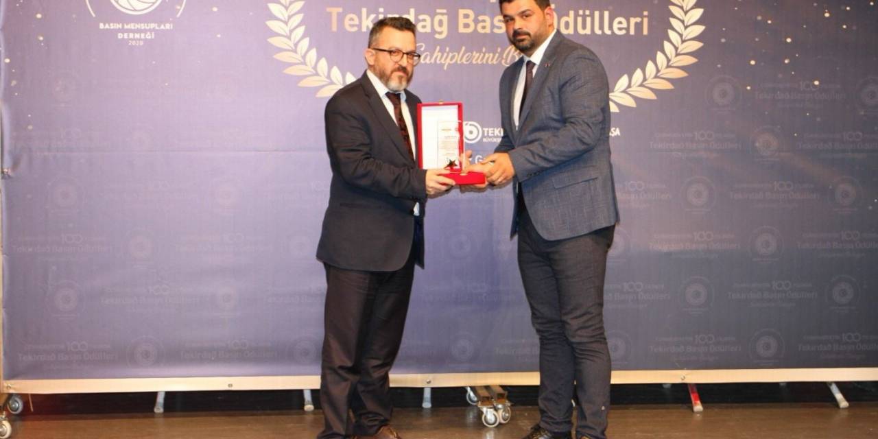 Tredaş’a "Sosyal Sorumluluk" Ödülü