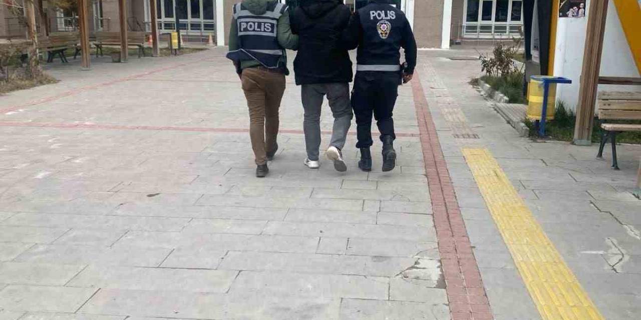 Burdur’da 15 Yıl Kesinleşmiş Hapis Cezasıyla Aranan Hırsız  Yakalandı