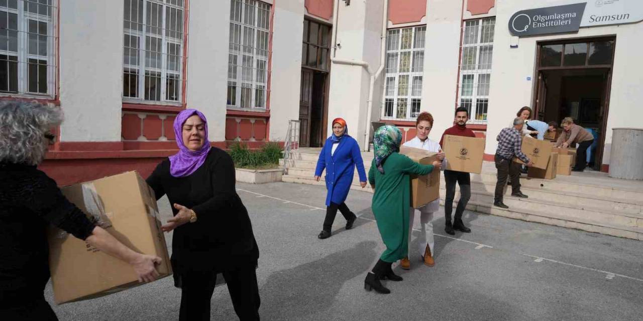 Dikiş Makineleri Gazze İçin Çalıştı: Kolilerce Yardım Malzemesi Samsun’dan Yola Çıktı