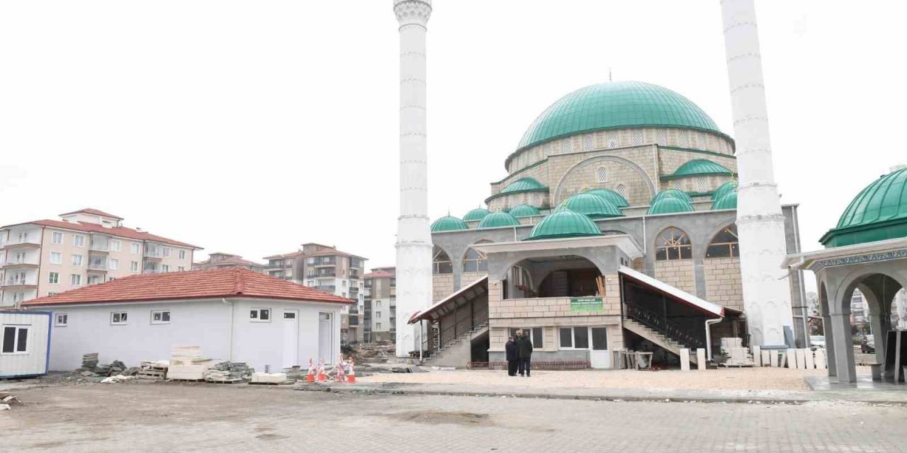 Isparta Belediyesi’nden Camilere Bakım Ve Yenileme
