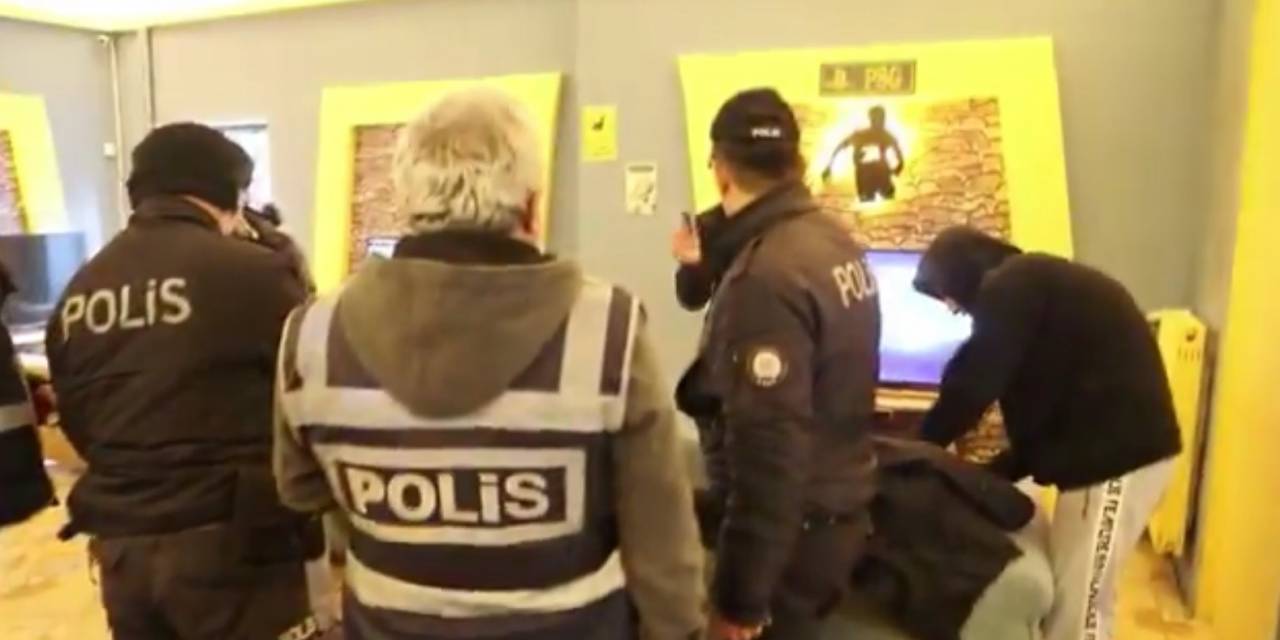 Çocuk Şubeden Okul Ve Çevrelerinde Denetim: 699 Kişi Sorgulandı