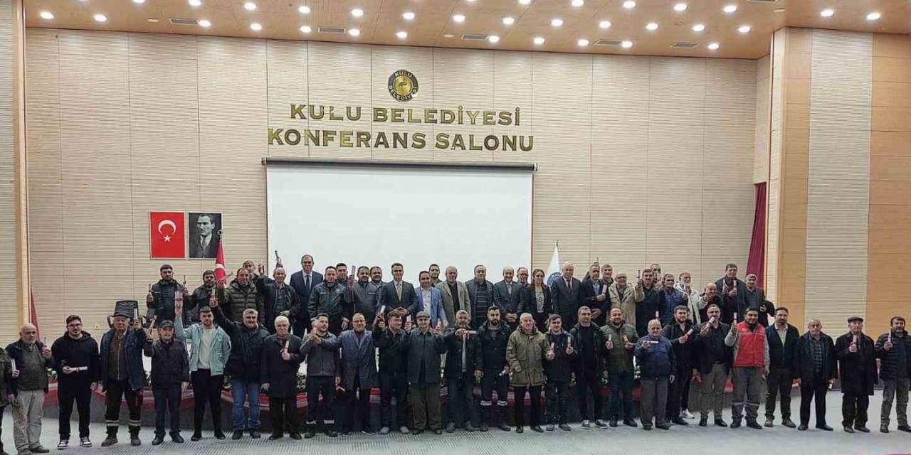 Kulu’da 90 Esnaf 22 Yıl Sonra Tapularına Kavuştu