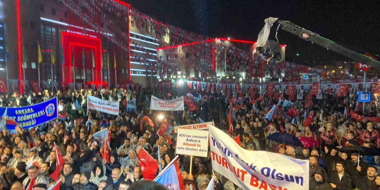 Ak Parti’nin Abb Adayı Altınok: "Londra Sokaklarında Gezen Değil, Ankara’nın Sokaklarında Gezen Bir Altınok Olacak"