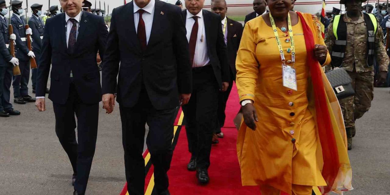 Cumhurbaşkanı Yardımcısı Yılmaz, Uganda’da