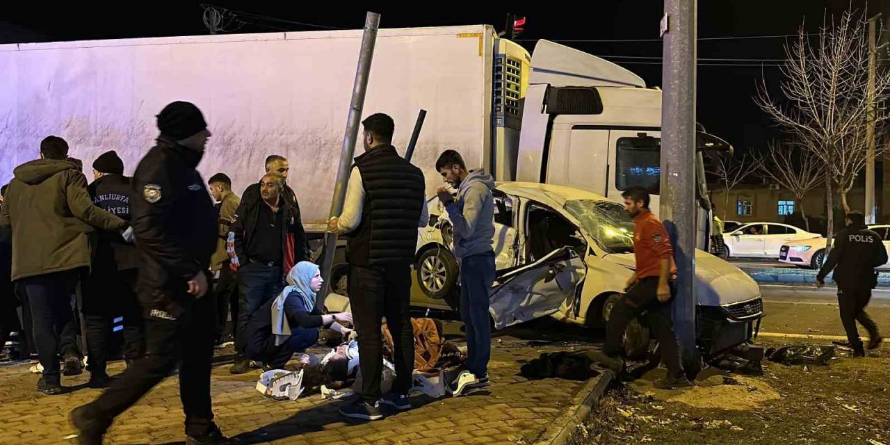 Siverek’te Tır İle Otomobil Çarpıştı: 1 Ölü, 4 Yaralı