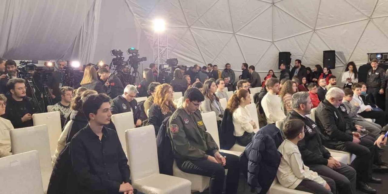 Türkiye Cumhuriyeti Tarihinde Bir İlk: Türk Astronot Alper Gezeravcı’nın Uzay Yolculuğu Başladı