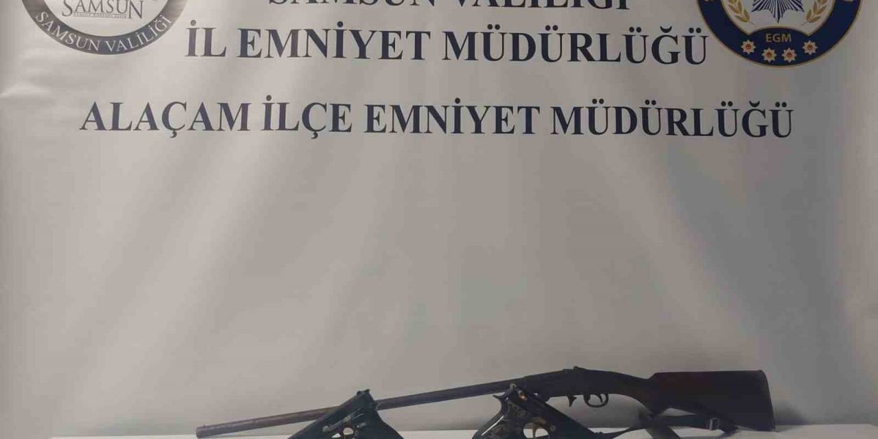 Alaçam’da Silah Ve Uyuşturucu Ele Geçti