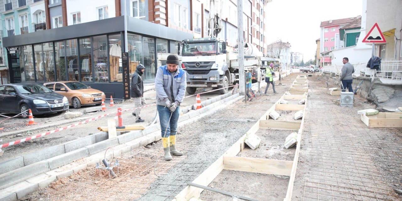 Hacı Hıfzı Emer Caddesinde Çalışmalar Sürüyor