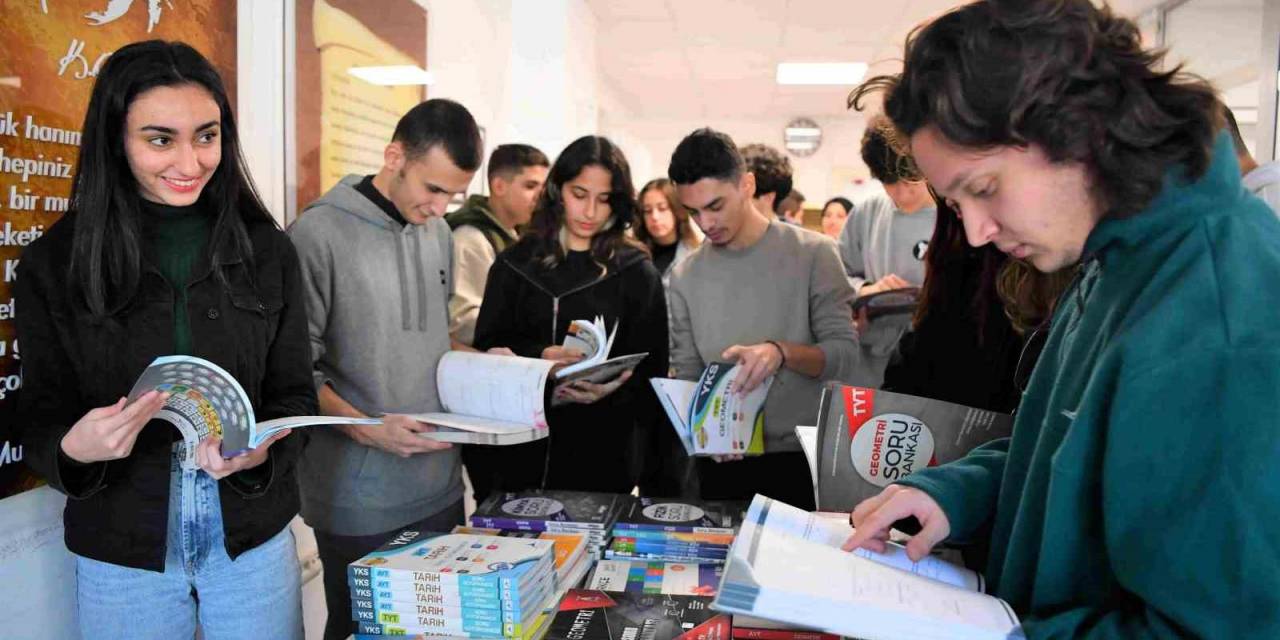 Konyaaltı’nda Atıl Kitap Kampanyası Büyüyor