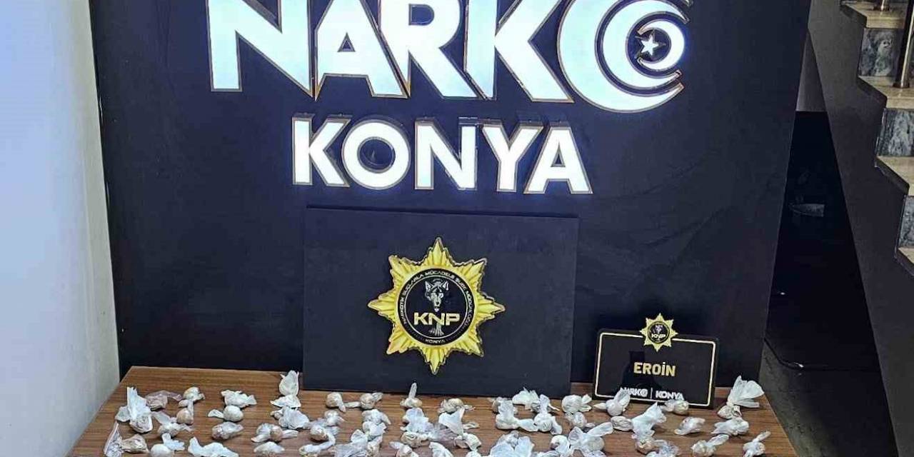 Şüphe Üzerine Durdurulan Şahsın Çantasından 1 Buçuk Kilo Uyuşturucu Çıktı