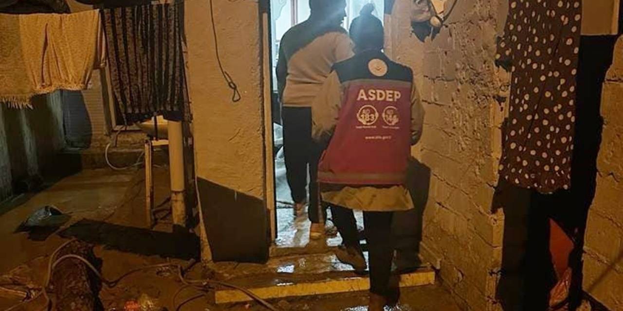 Ilıcabaşı Mahallesi’ndeki Selin İzleri Sarılıyor