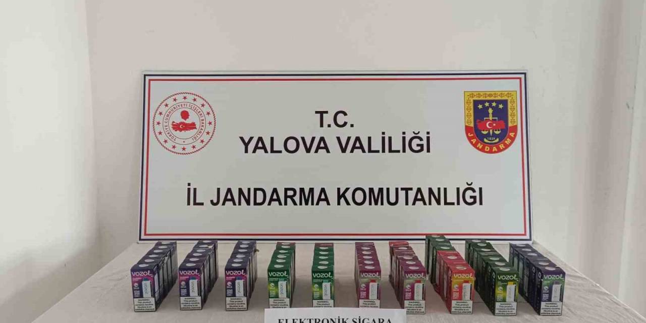 Yalova’da Motosiklete Gizlenmiş 63 Elektronik Sigara Ele Geçirildi