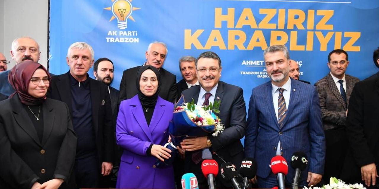 Ak Parti’nin Trabzon Büyükşehir Belediye Başkan Adayı Ahmet Metin Genç Basının Karşısına Çıktı