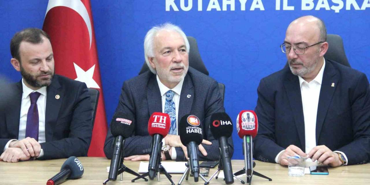Başkan Mustafa Önsay: "Kütahya Belediyesini Kamil Saraçoğlu İle Tekrar Kazanacağız"