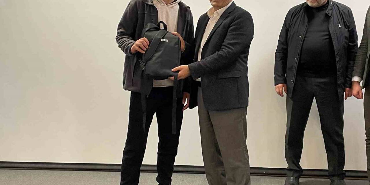 Esenler Belediyesi ‘Genç Kart’ Projesini Tanıttı