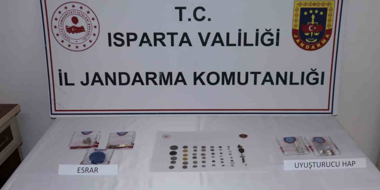 Tarihi Eserleri Satmaya Çalışan 2 Şüpheli Suçüstü Yakalandı