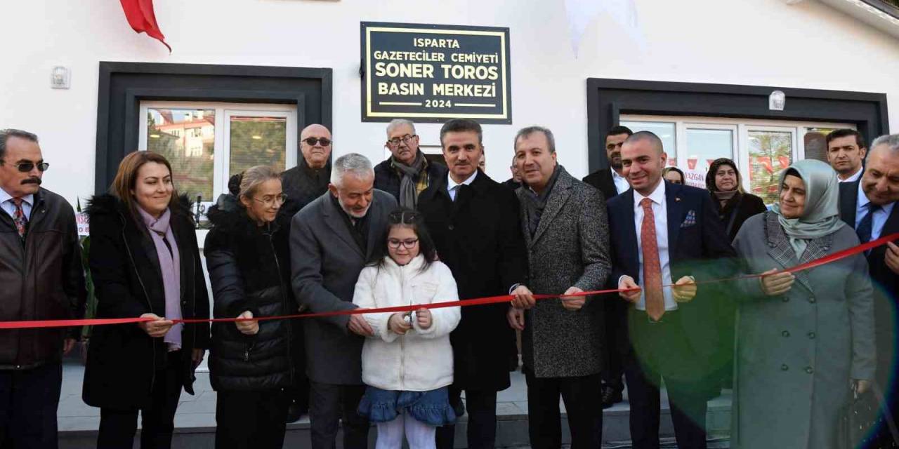 Isparta Gazeteciler Cemiyeti Soner Toros Basın Merkezi Törenle Açıldı