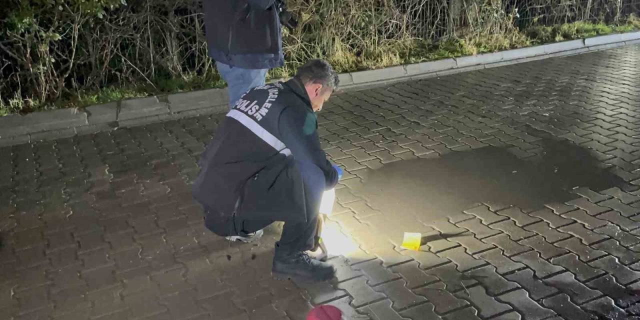 Eğlence Mekanı Çıkışında Silahlı Kavga: 1 Yaralı